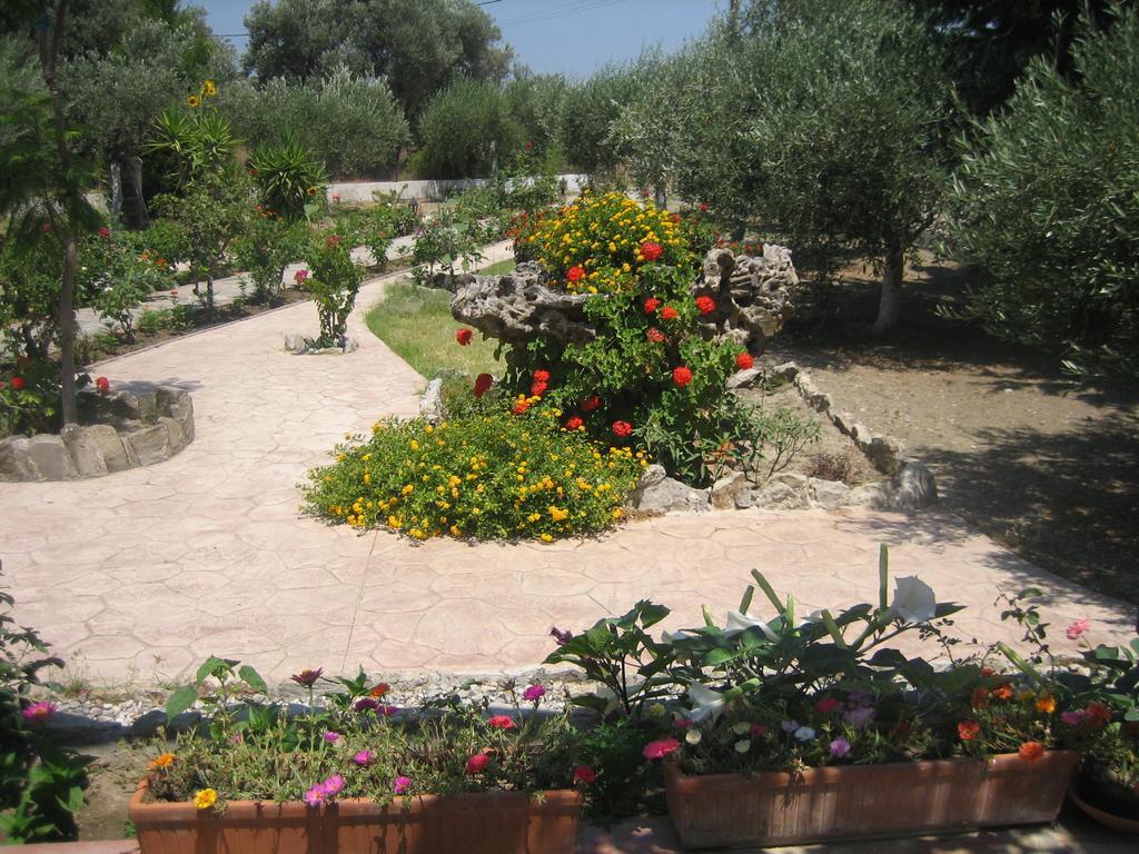 Villa Ktima Ellopia à Kolymbia Extérieur photo